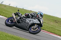 Middle Group Silver_Grey Bikes